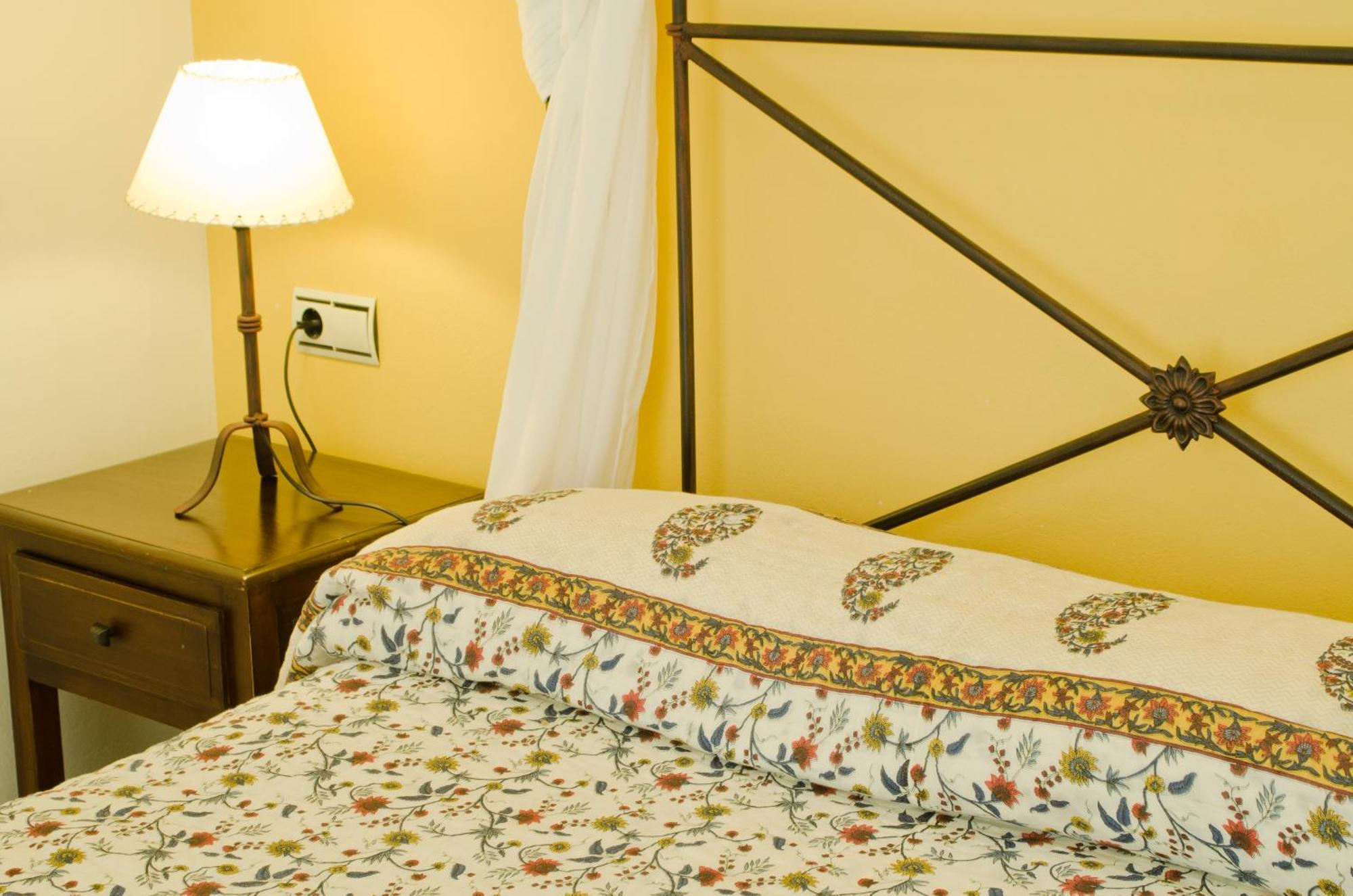 Hostal Sixto Рота Экстерьер фото