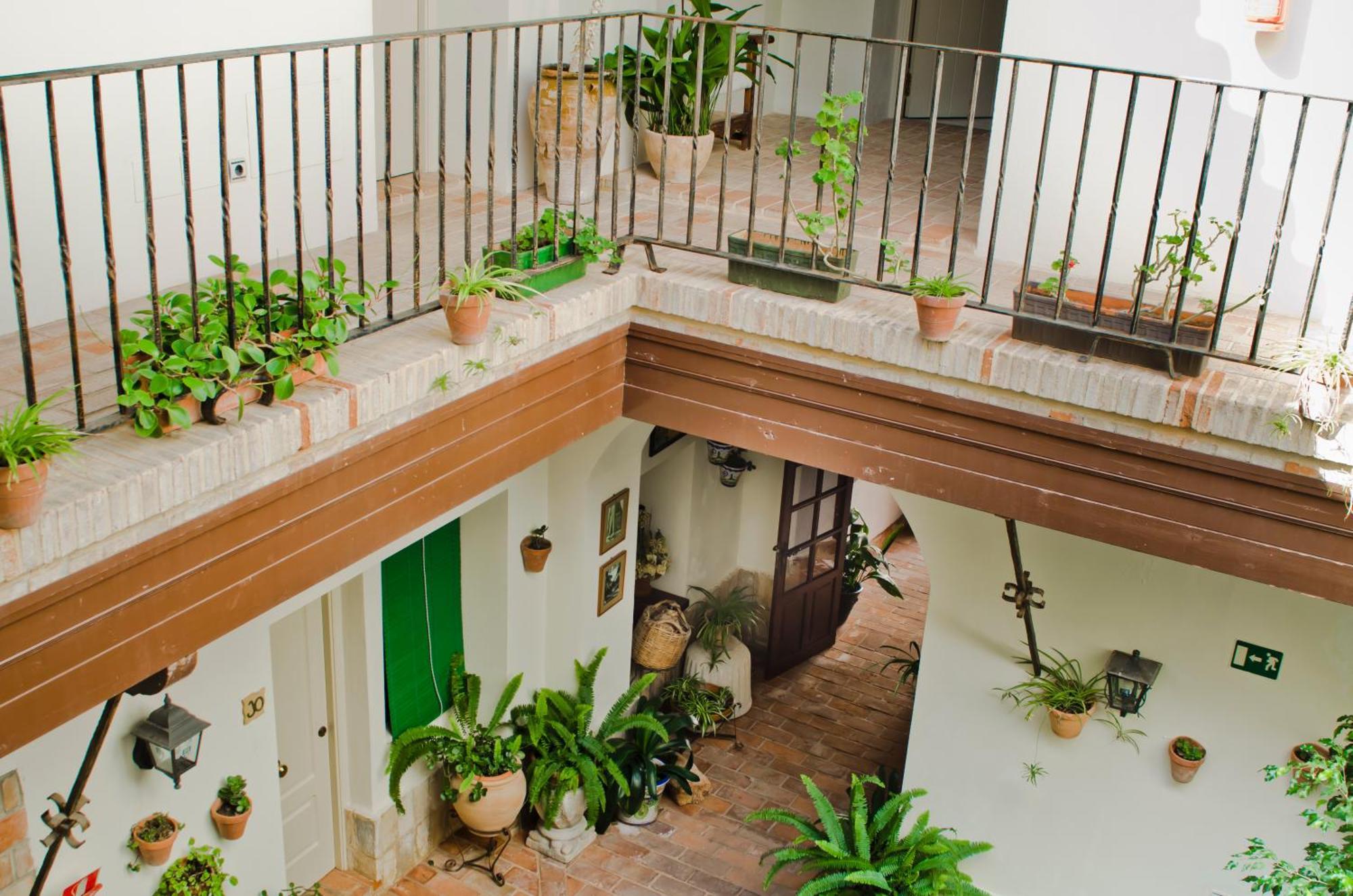 Hostal Sixto Рота Экстерьер фото